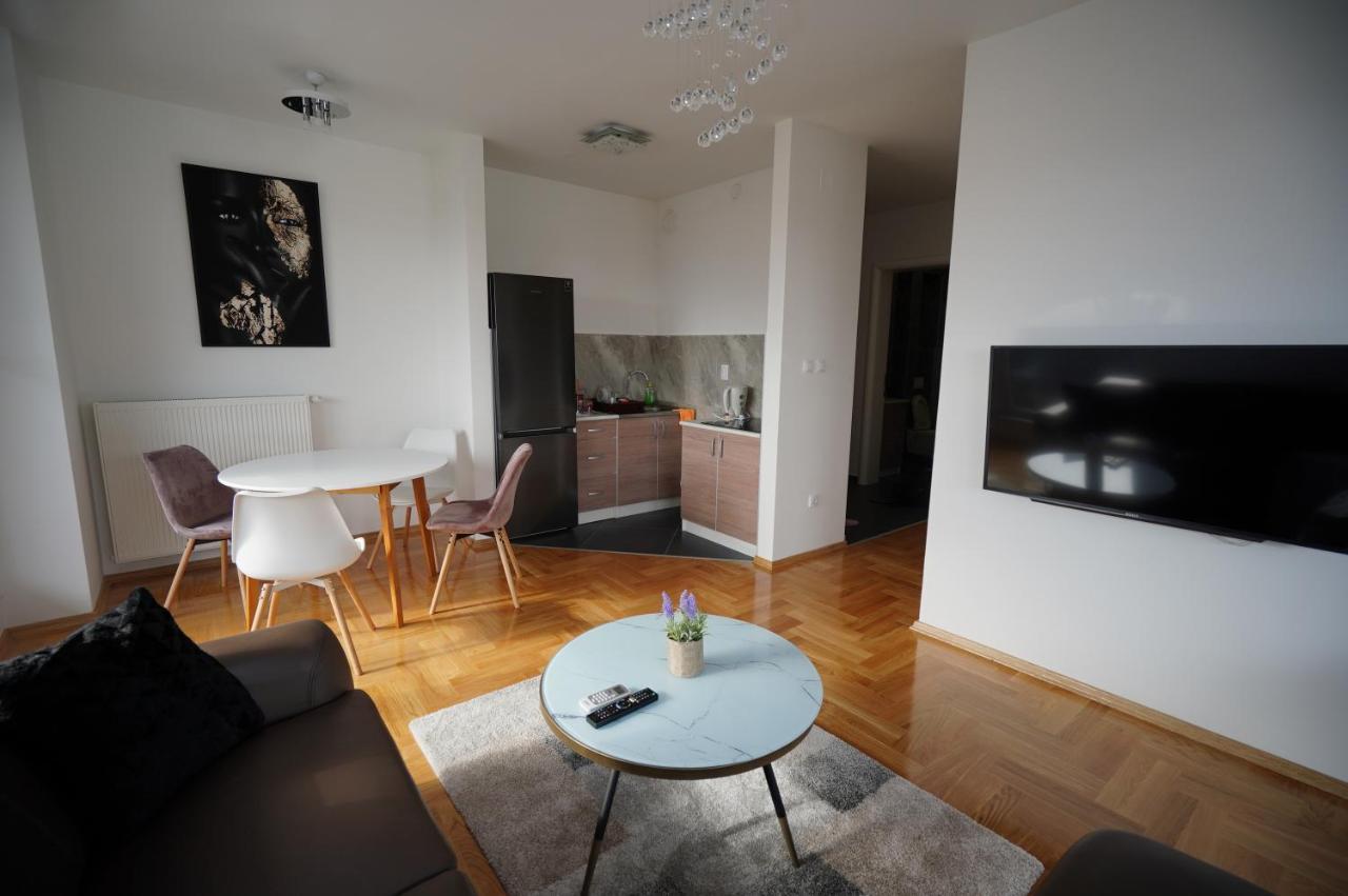 Apartman Venecija 巴尼西卢卡 外观 照片
