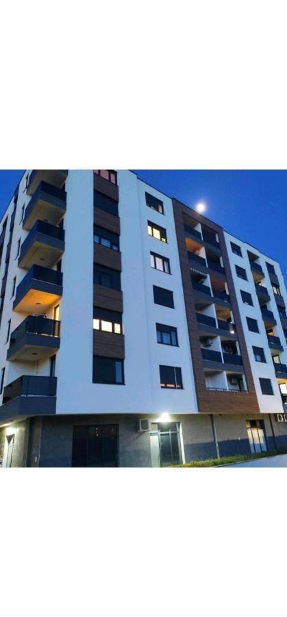 Apartman Venecija 巴尼西卢卡 外观 照片